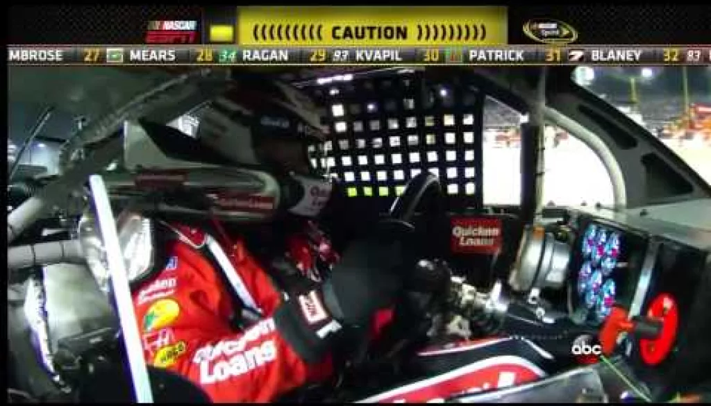NASCAR Clint Bowyer brings out the caution | Richmond (2013)