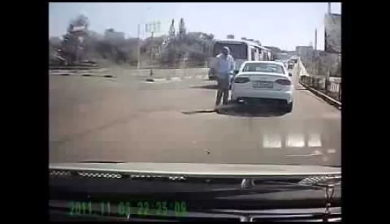 WTF Super Fast Accident Settle NO Road Rage inside Russia traffic accident