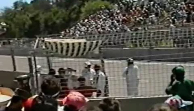 1990 Formula 1® Adelaide Australian Grand Prix – Rare race footage plus great racing automobile sounds.