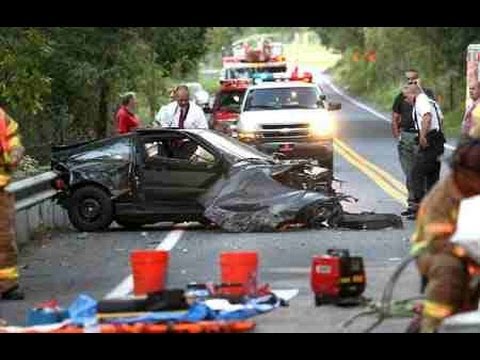 Today’s Educational Car Crash Video # 6 – WEAR SEATBELTS!
