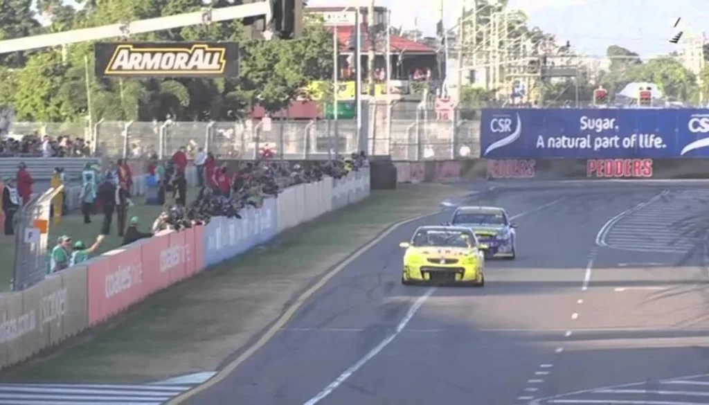 V8 Supercars – Finish Line Of Sucrogen Townsville 400 Race Two