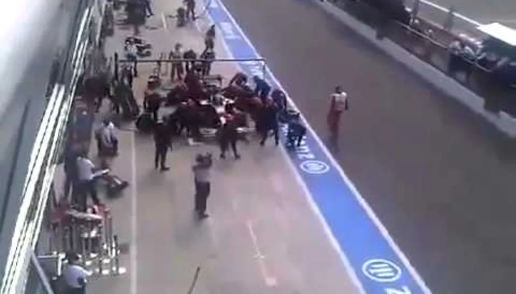 Horrible accident inside PitStop F1 Monza Racing Team