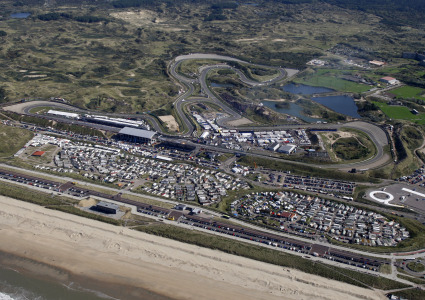 The Circuit Park track at Zandvoort in its non-F1 configuration30.