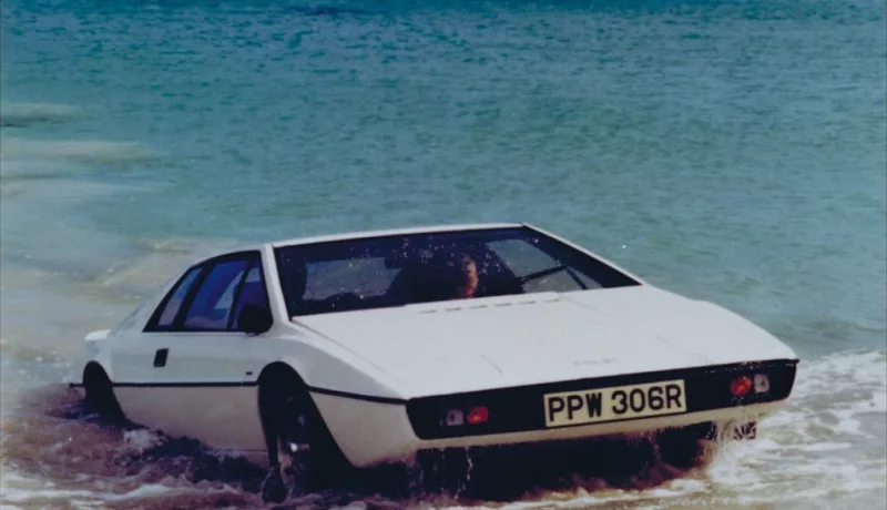 007the-spy-who-loved-me-lotus-esprit-s1
