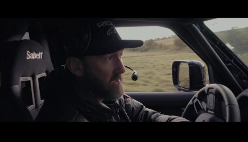 Land Rover Defender Makes 007 Debut In 2020